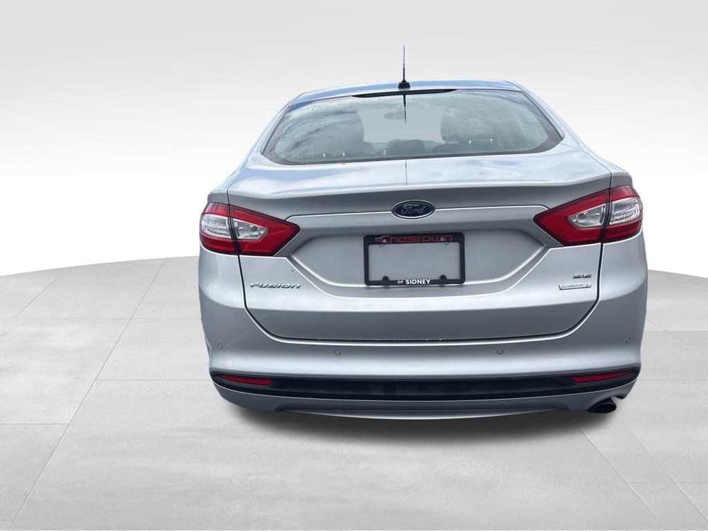 2014 Ford Fusion SE photo 4