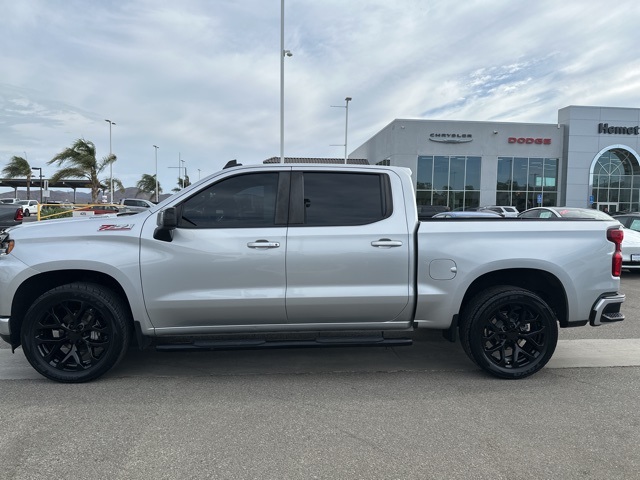 2022 Chevrolet Silverado 1500 RST photo 4