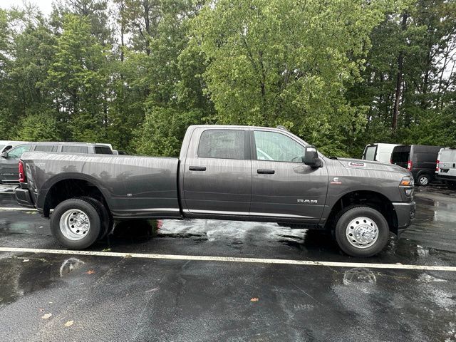 2025 Ram 3500 Big Horn photo 7