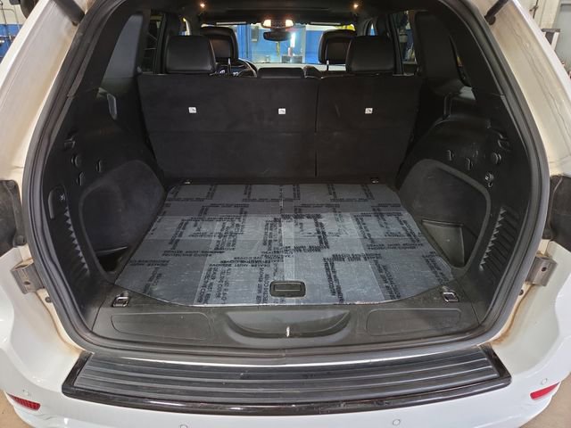 2018 Jeep Grand Cherokee Altitude photo 18