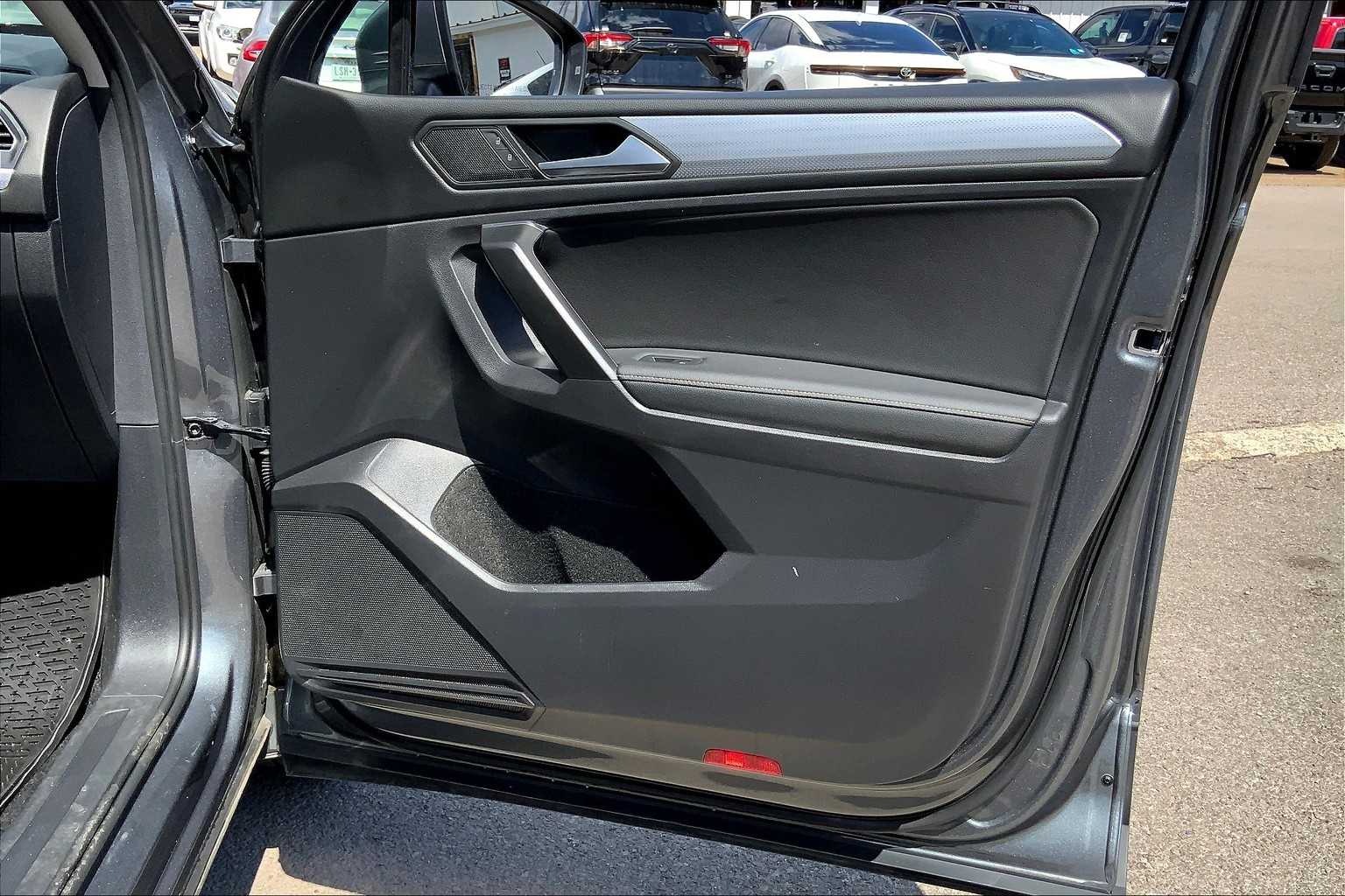 2023 Volkswagen Tiguan S photo 20
