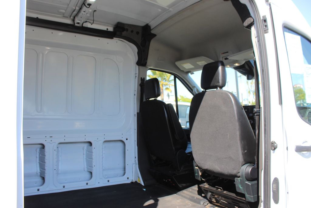 2023 Ford Transit photo 11
