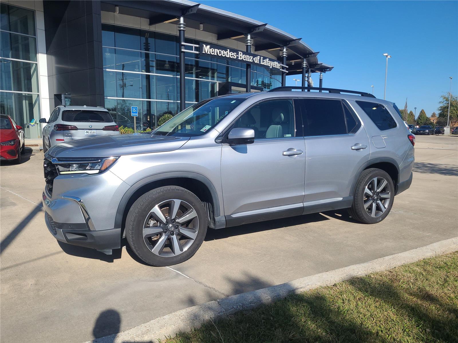 2023 Honda Pilot Touring's photo