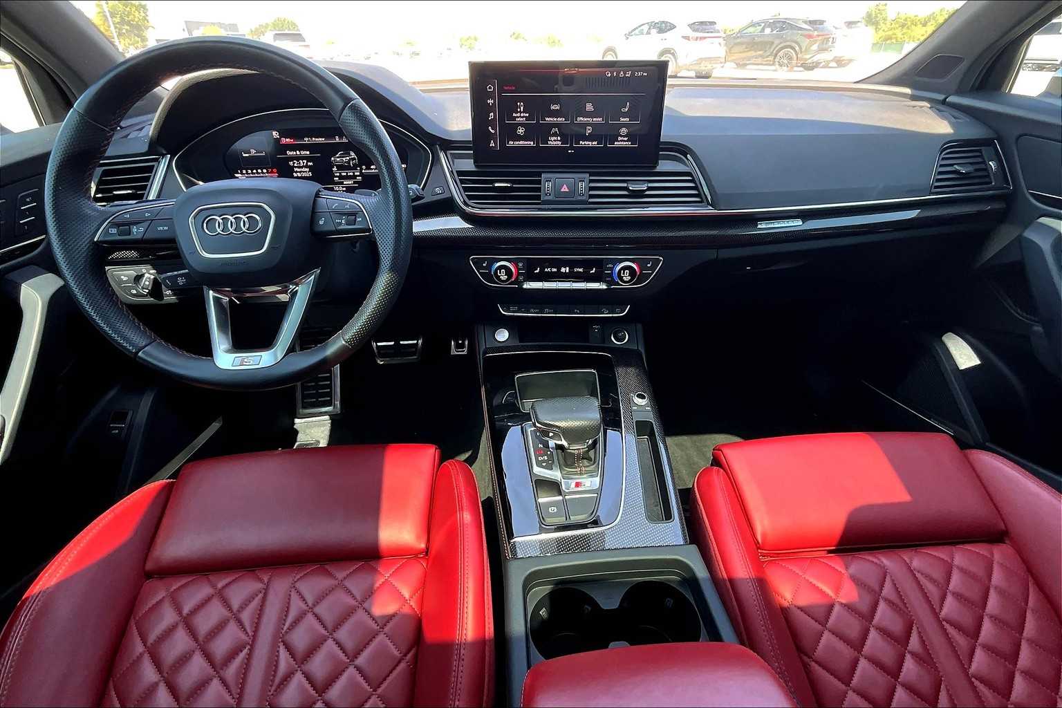 2023 Audi SQ5 Premium Plus photo 24