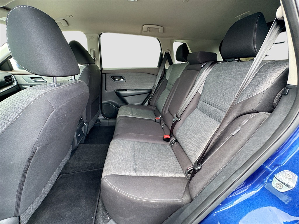 2023 Nissan Rogue SV photo 24