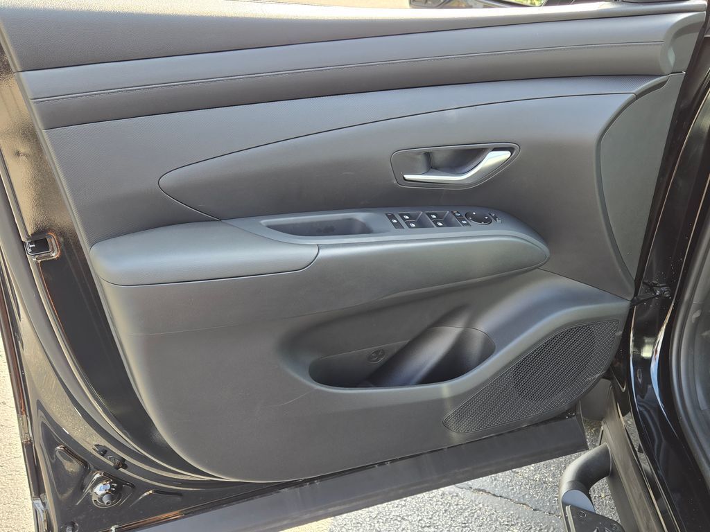 2025 Hyundai Santa Cruz Limited photo 19