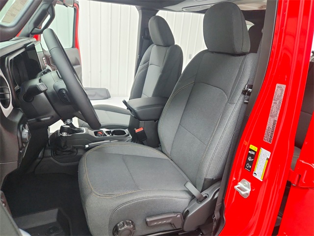 2025 Jeep Wrangler Sport S photo 19