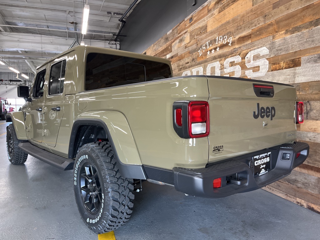 2025 Jeep Gladiator Sport photo 19