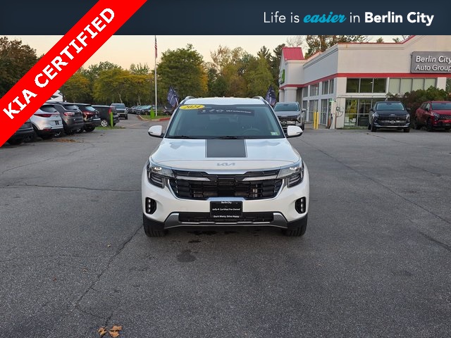 2024 Kia Seltos SX photo 2