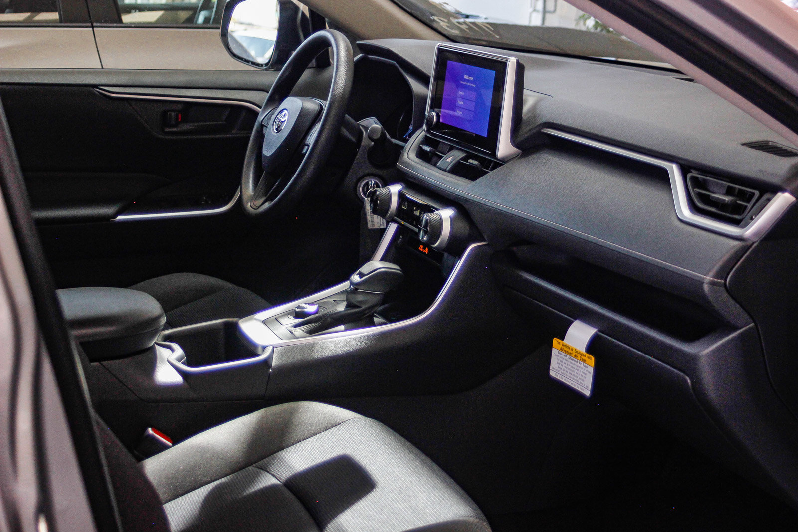 2025 Toyota RAV4 Hybrid LE photo 16