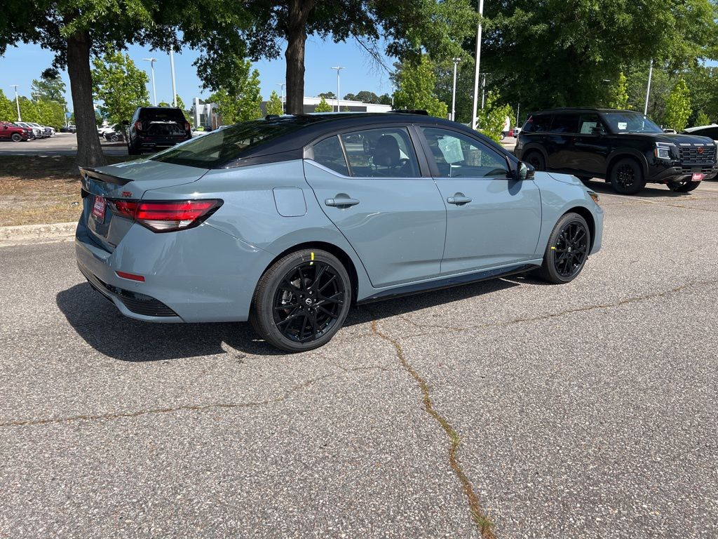 2025 Nissan Sentra SR Midnight Edition photo 4