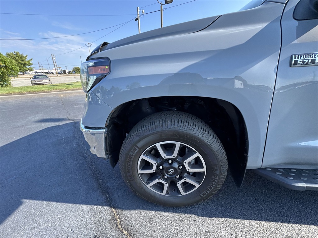 2020 Toyota Tundra SR5 CrewMax photo 10