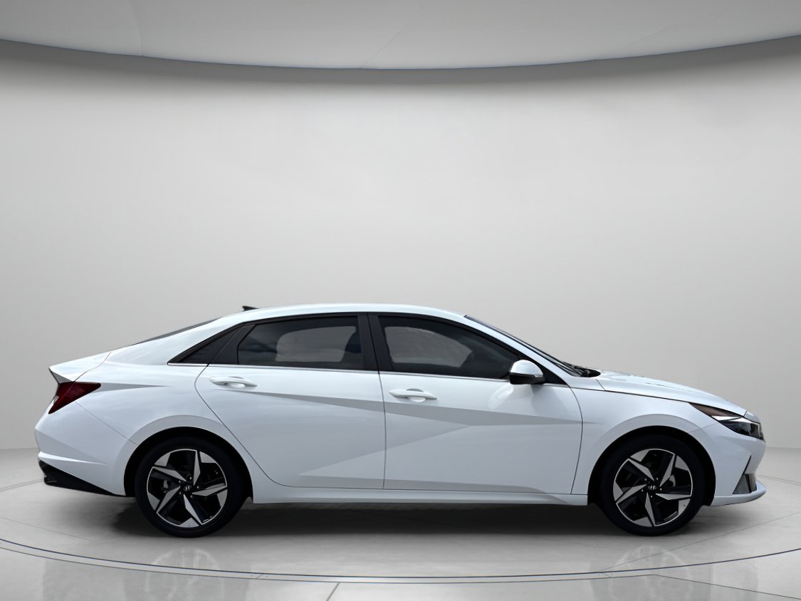 2023 Hyundai Elantra Hybrid Limited photo 2