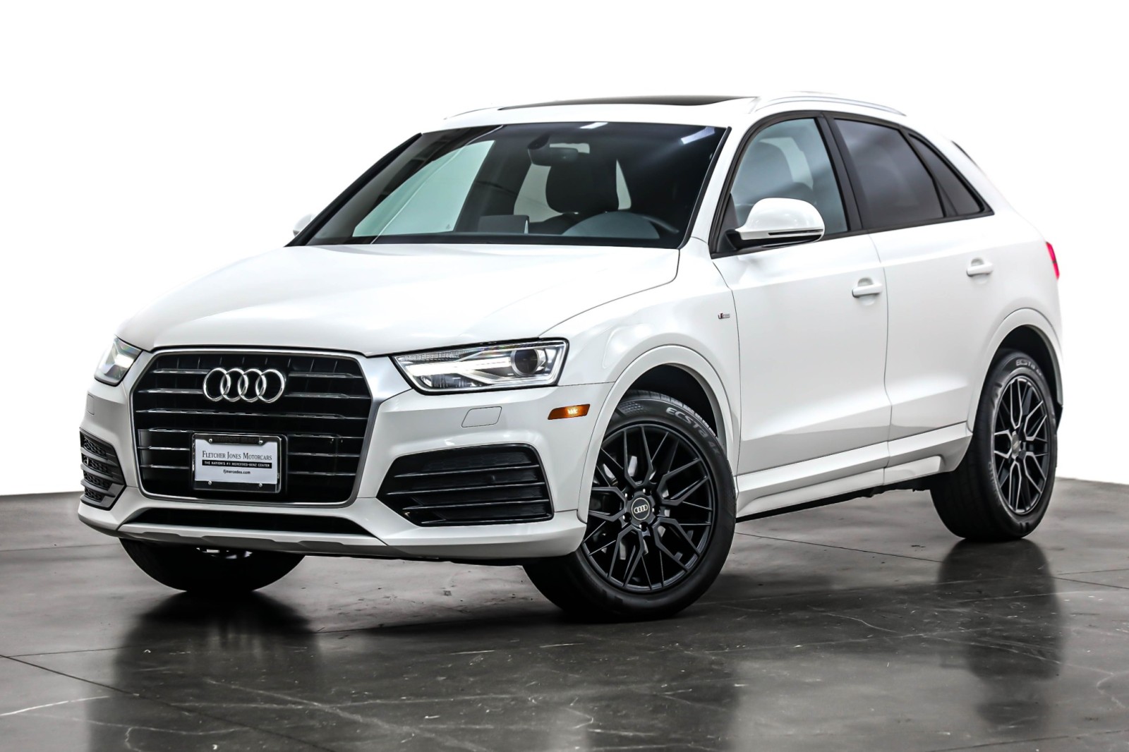 2018 Audi Q3 Premium's photo