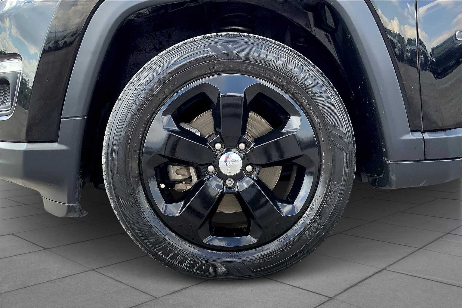 2018 Jeep Compass Latitude photo 10