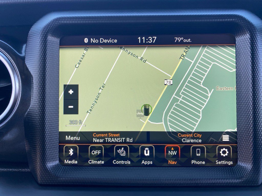 2023 Jeep Wrangler Sahara Altitude photo 12