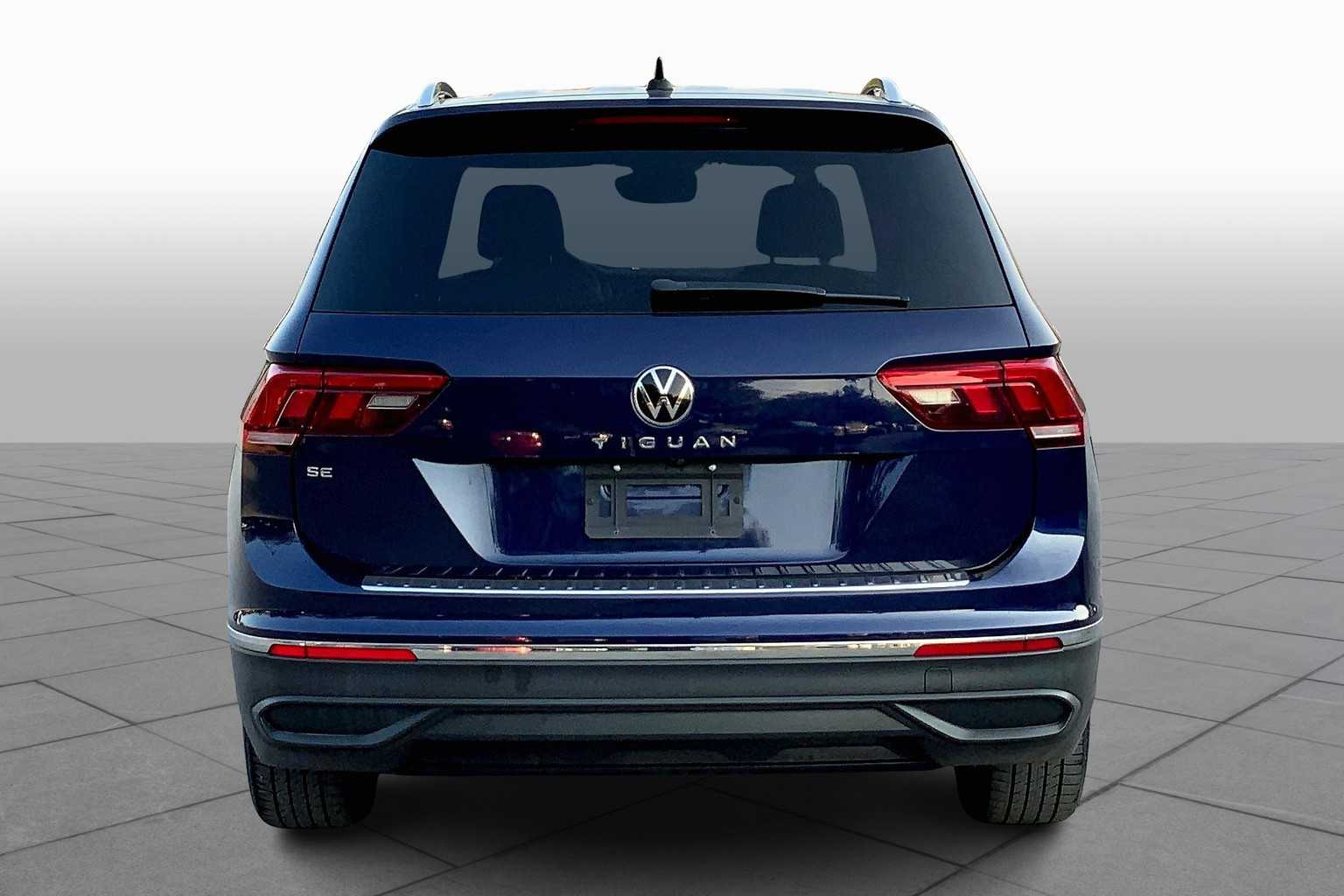 2022 Volkswagen Tiguan SE photo 4