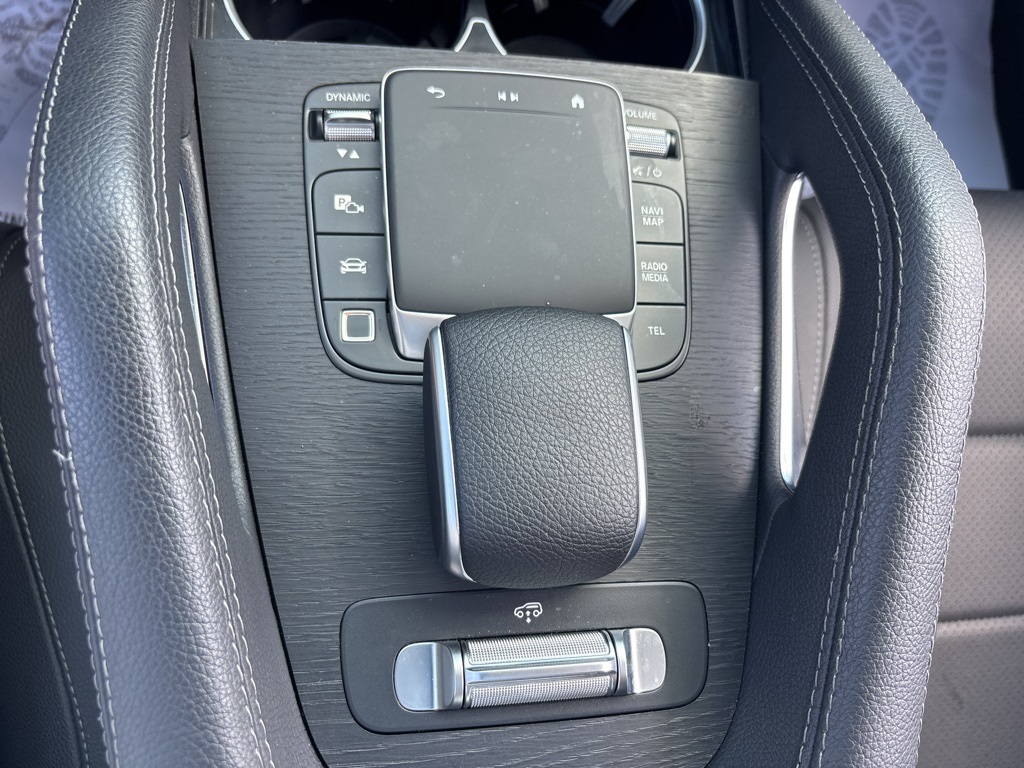 2025 Mercedes Benz GLS 450 4MATIC photo 24