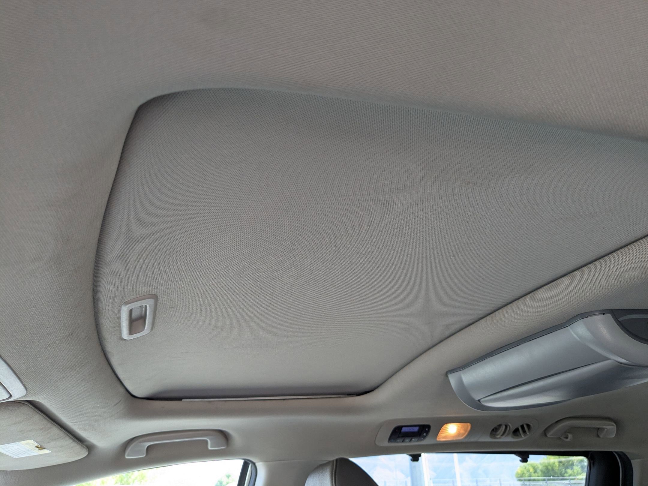 2015 Honda Odyssey EX-L photo 13