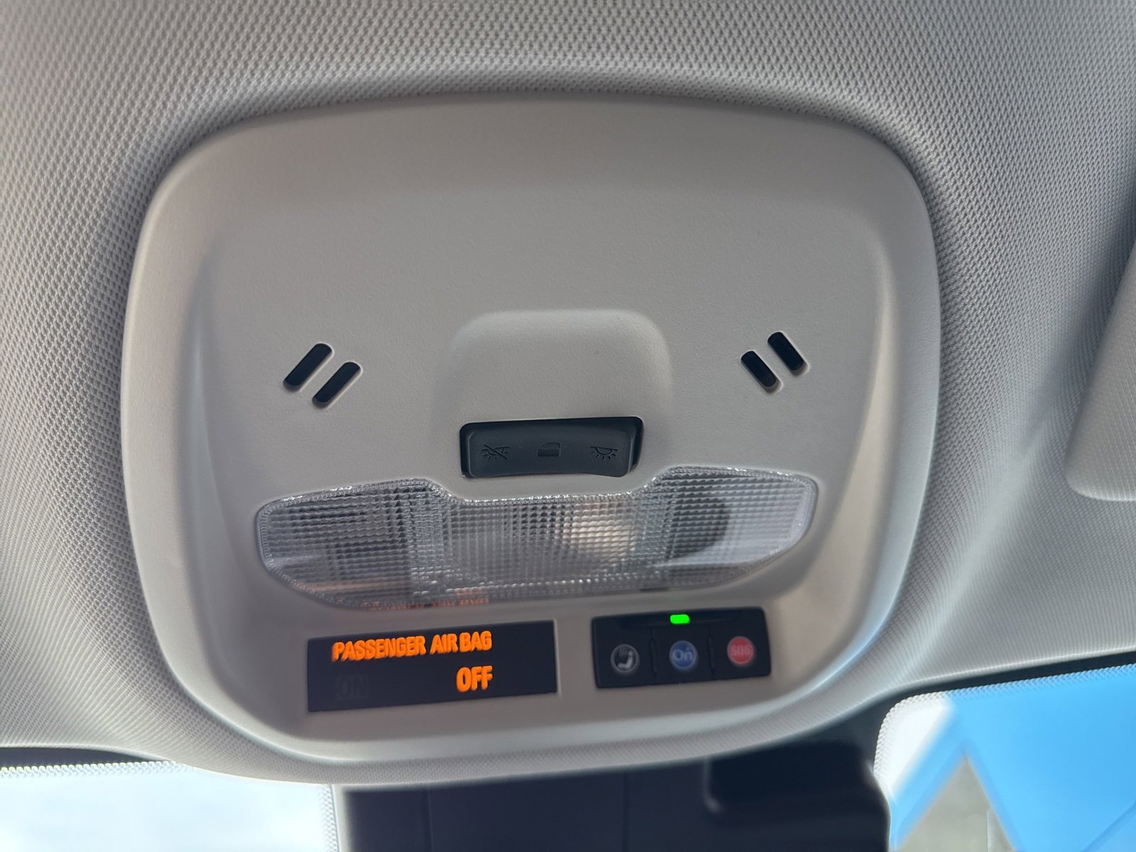 2025 Chevrolet Trax LT photo 21