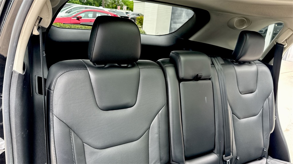 2017 Ford Edge Titanium photo 45