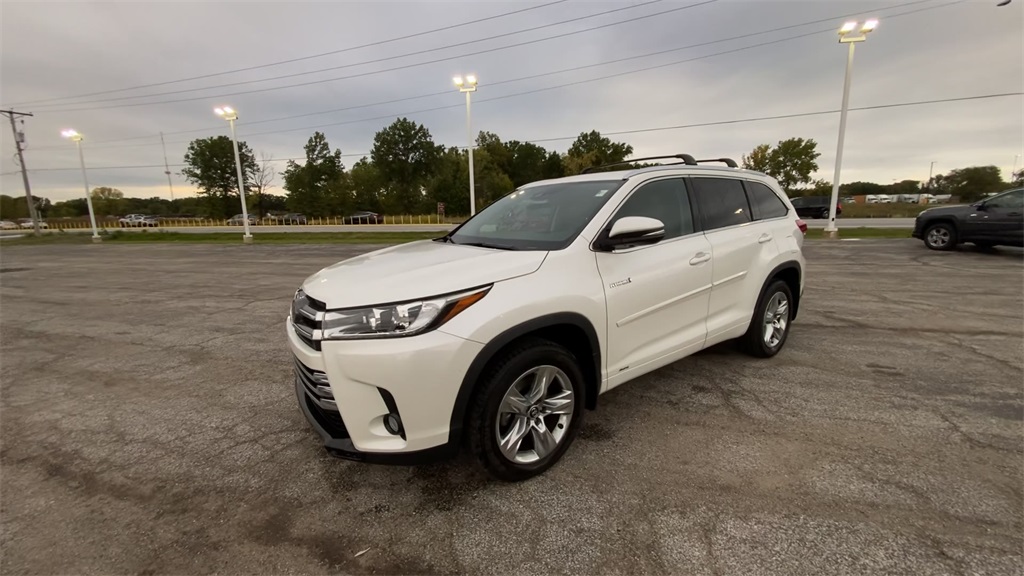 2018 Toyota Highlander Hybrid Limited photo 4