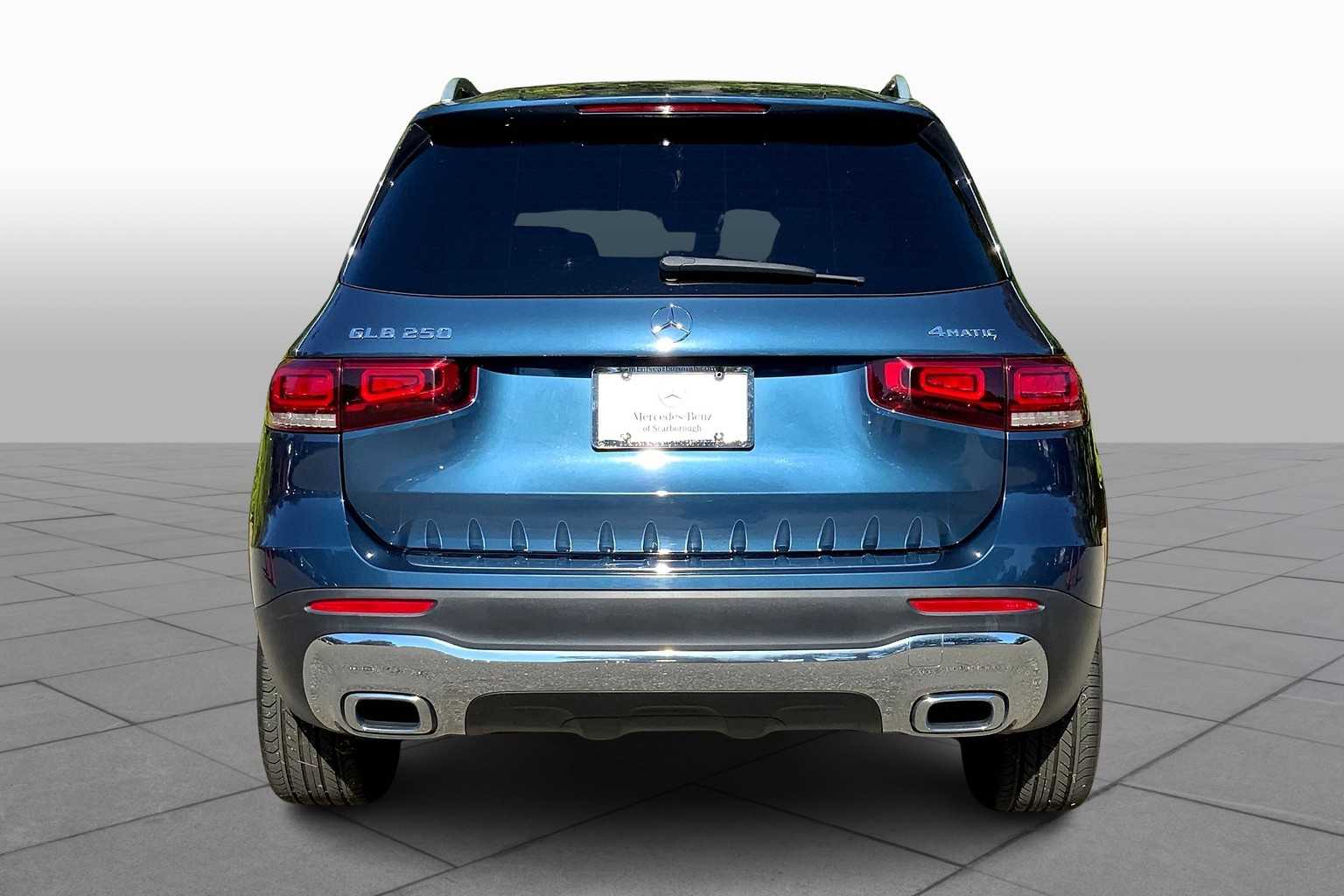 2020 Mercedes Benz GLB 250 4MATIC photo 4