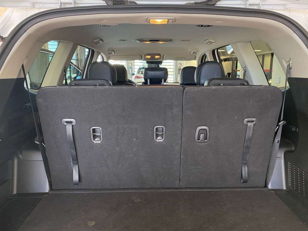 2022 Kia Telluride LX photo 23