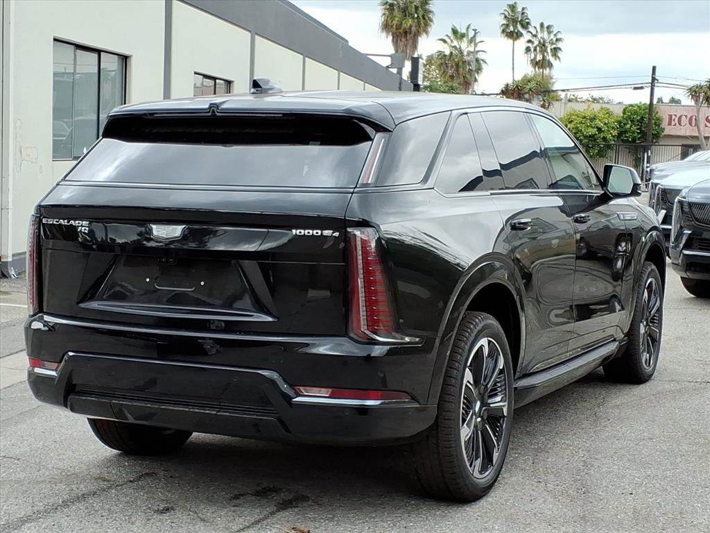 2026 Cadillac Escalade IQ Premium Sport photo 3