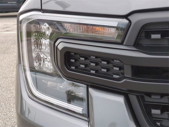 2025 Ford Ranger XL photo 8