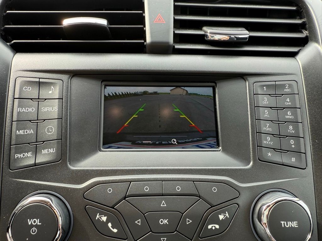 2018 Ford Fusion SE photo 16