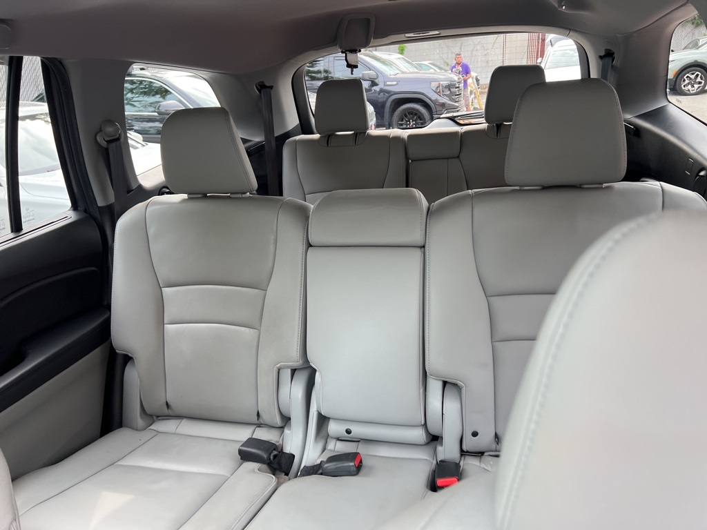 2019 Honda Pilot EX-L photo 23