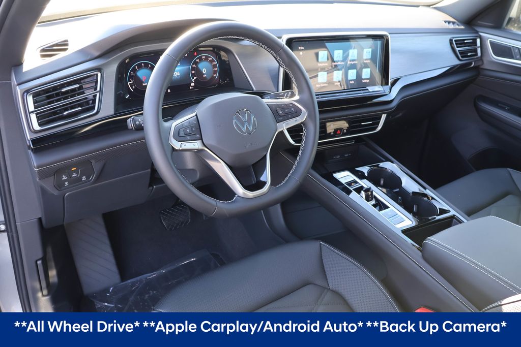 2025 Volkswagen Atlas Cross Sport SE Technology photo 2