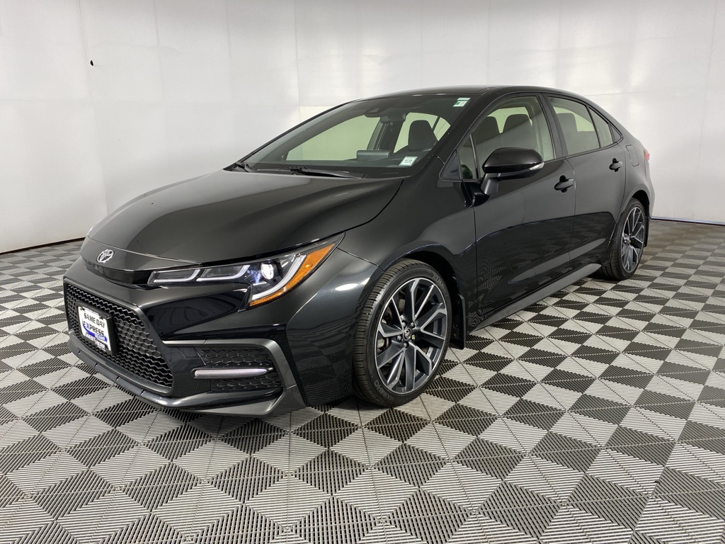 2022 Toyota Corolla SE photo 4