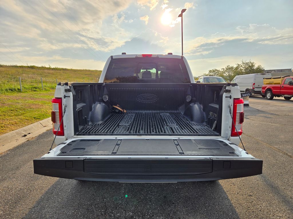 2022 Ford F-150 Lariat photo 26