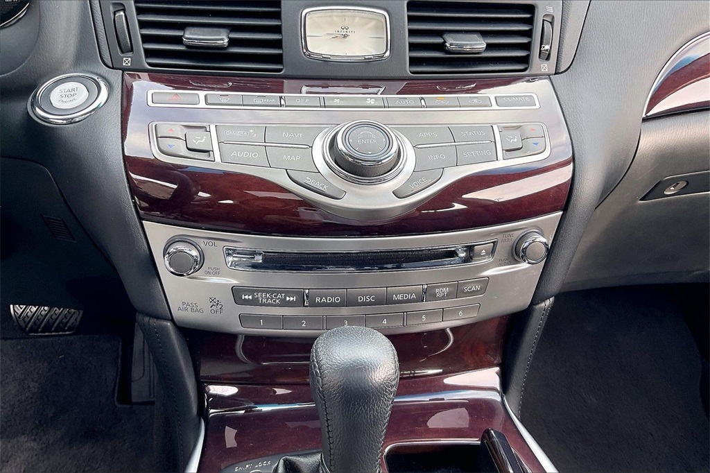 2019 INFINITI Q70 - Image 34