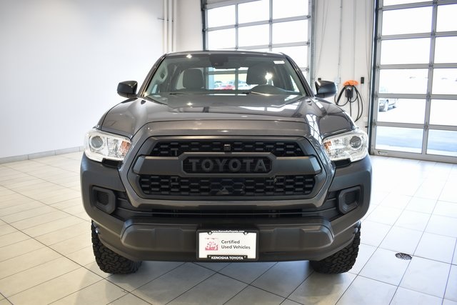 2021 Toyota Tacoma SR 4x4 Access Cab photo 3