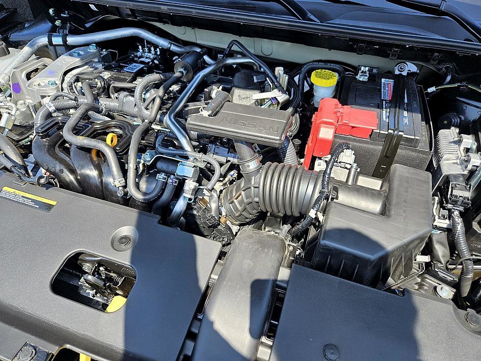 2025 Nissan Sentra SV photo 16