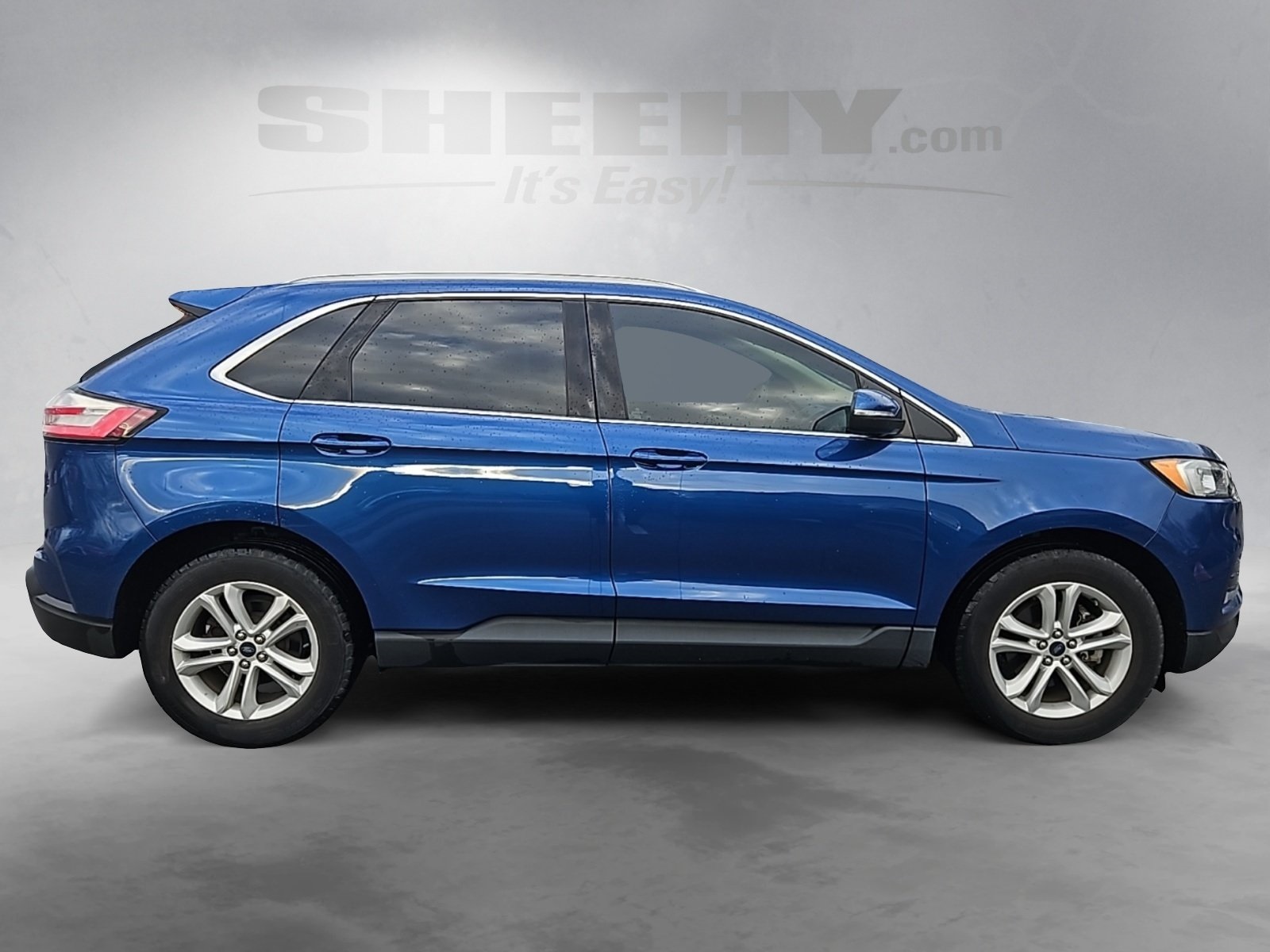 2020 Ford Edge SEL photo 3