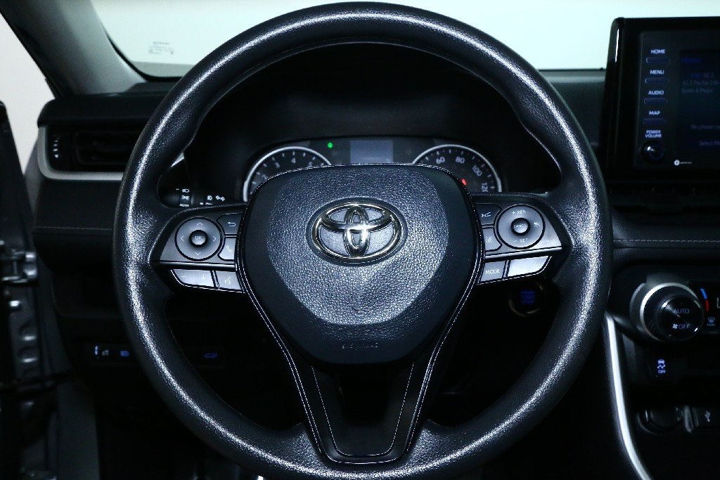 2021 Toyota RAV4 XLE photo 20