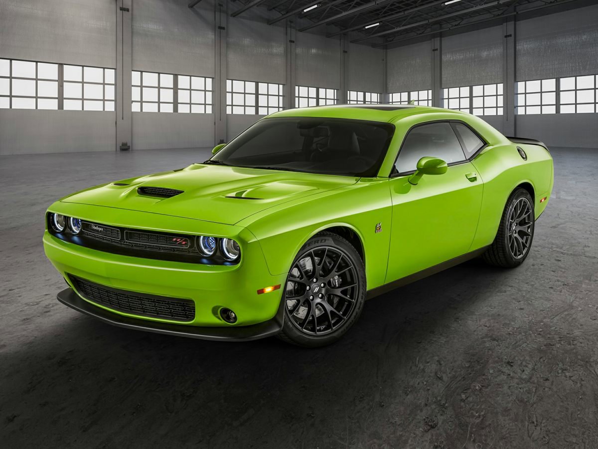 2020 Dodge Challenger SXT's photo
