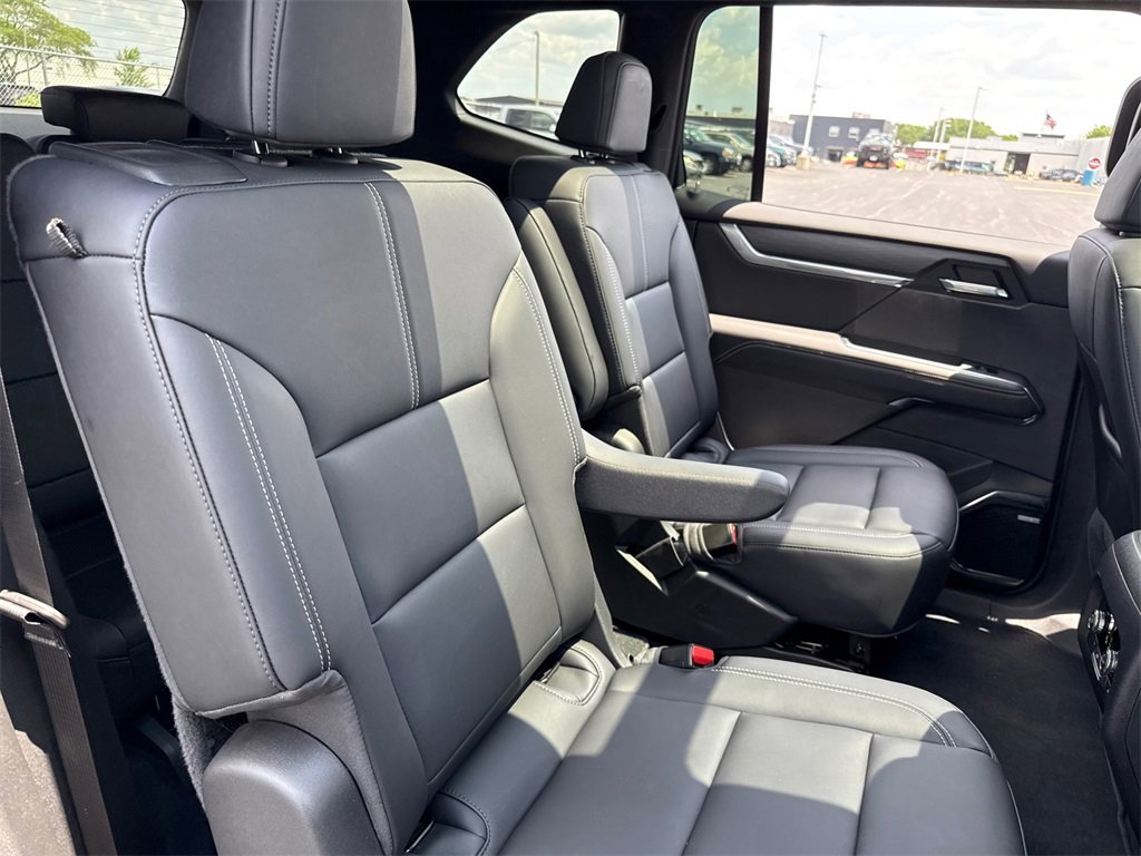 2025 Gmc Acadia Elevation Black Edition photo 36