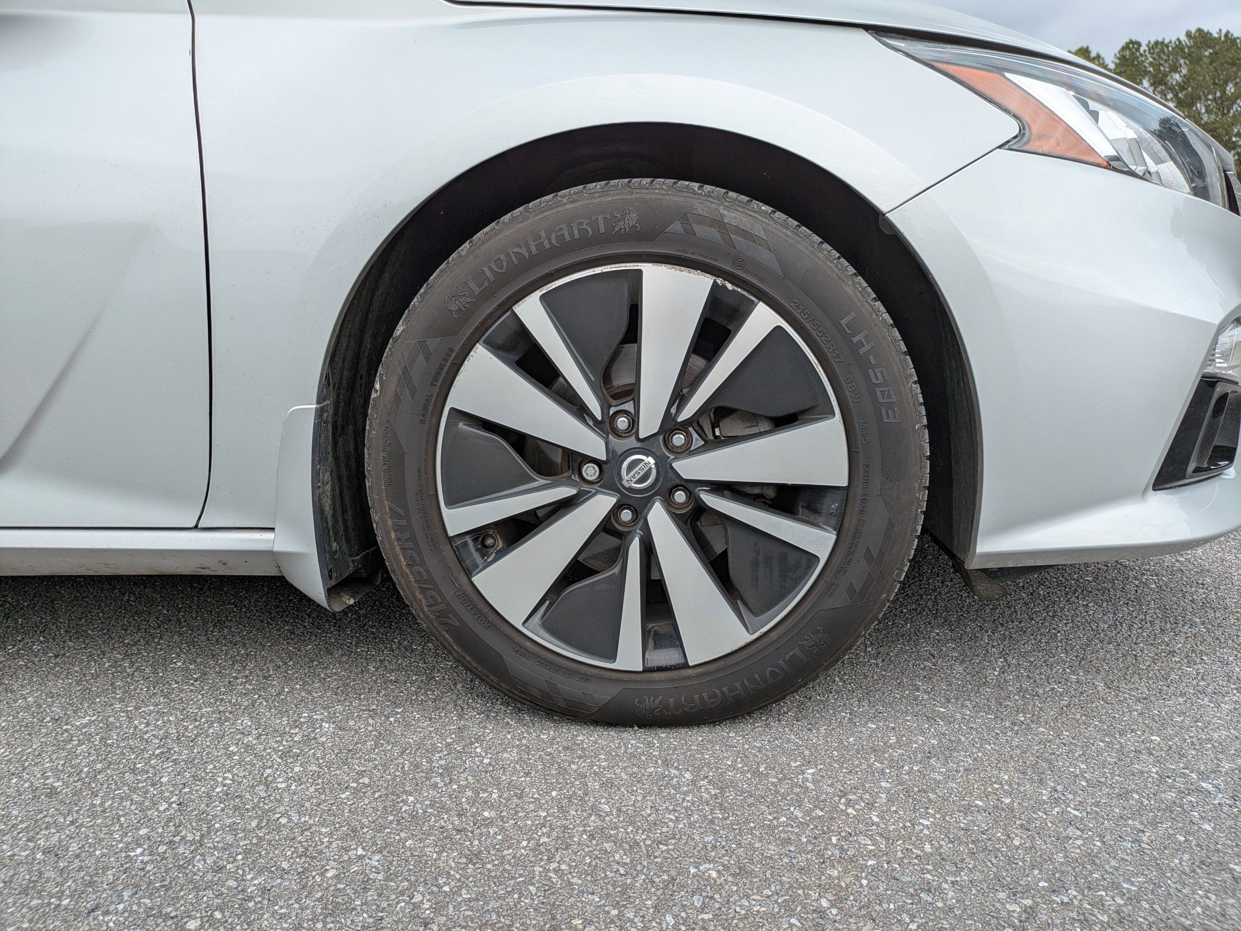 2019 Nissan Altima 2.5 SV photo 7