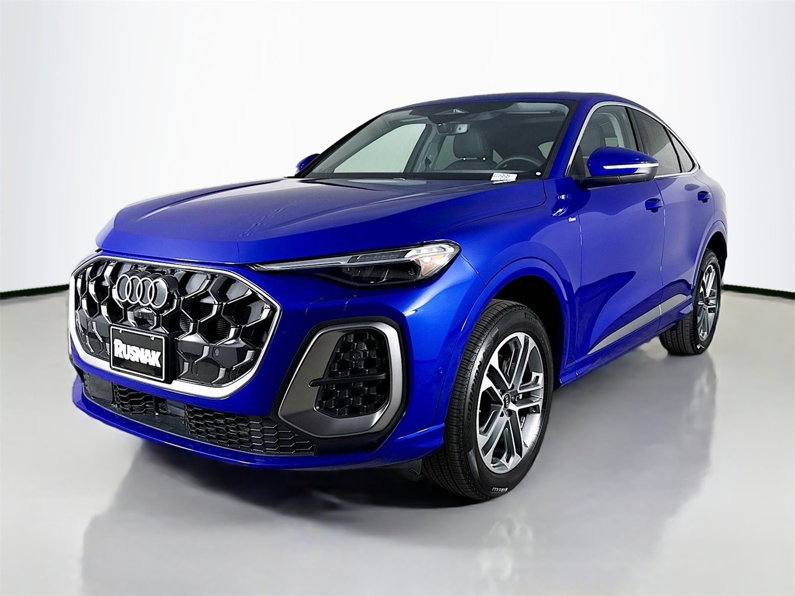 2025 Audi Q5 Premium Plus photo 3