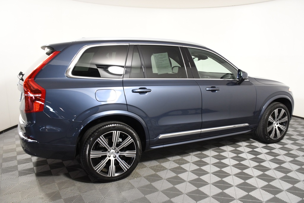 2023 Volvo XC90 Recharge T8 Core photo 6