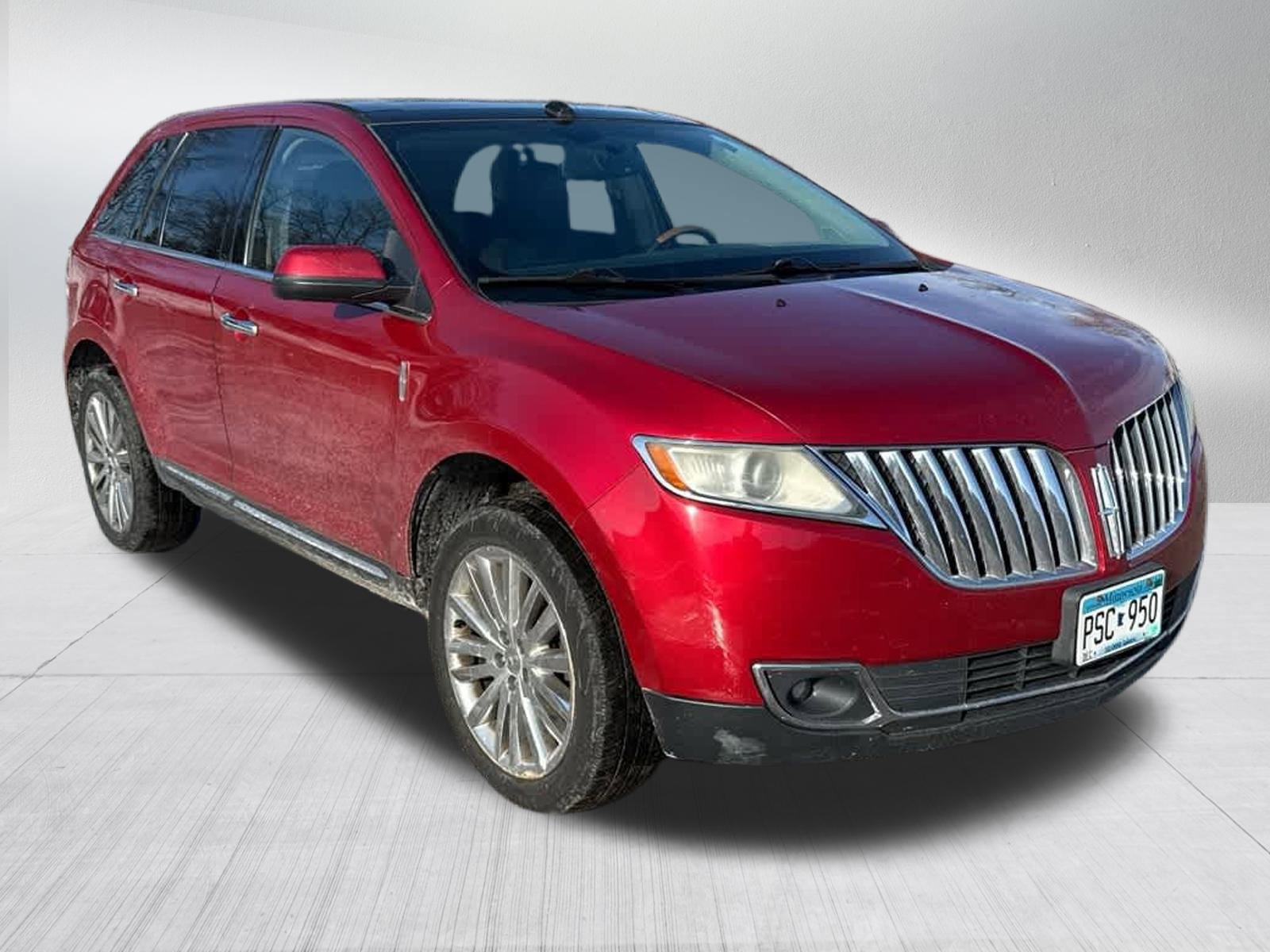 2011 Lincoln MKX photo 2