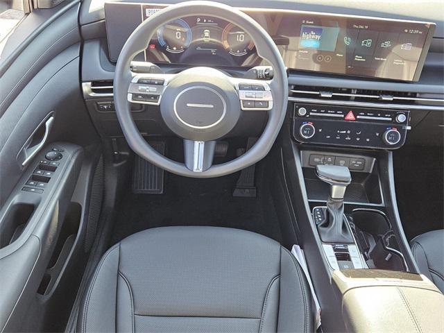 2025 Hyundai Santa Cruz SEL photo 6