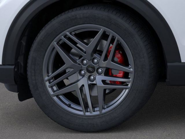 2025 Ford Explorer ST photo 15