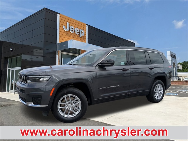 2025 Jeep Grand Cherokee L Laredo's photo