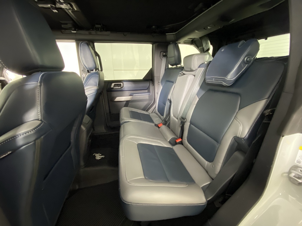 2021 Ford Bronco First Edition photo 18